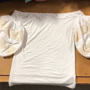 Free People medium‎ off the shoulder top C17